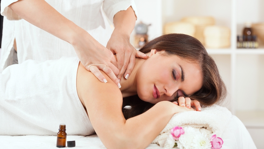 6cb26-women-s-massage-.jpg