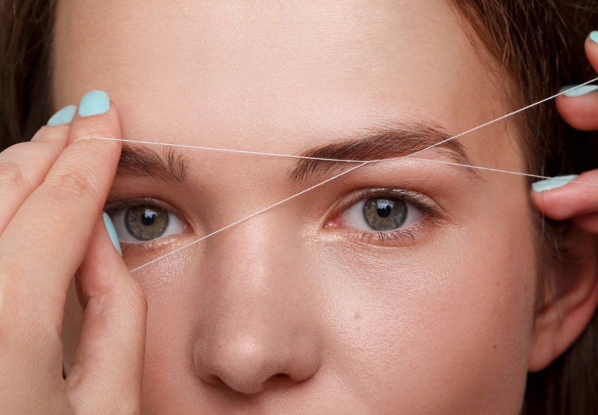 950a0-eyebrow-threading-1-.jpg